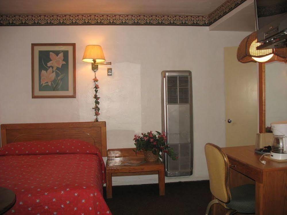 Travel Inn Роузбърг Екстериор снимка